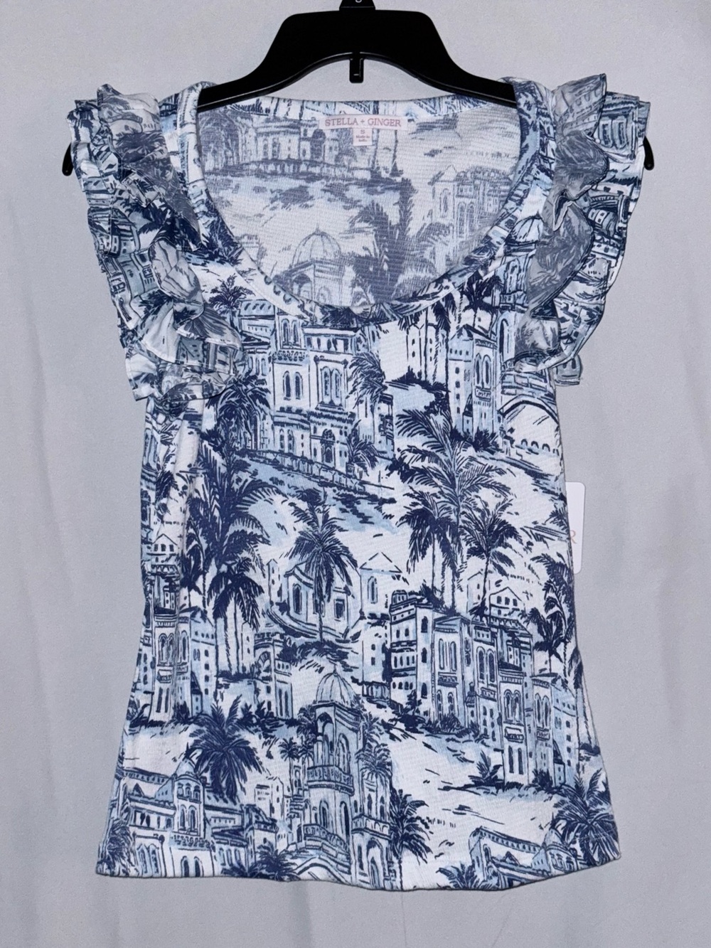 NWT Stella + Ginger Blue Scenic Print Ruffle Sleeve Top Size Small